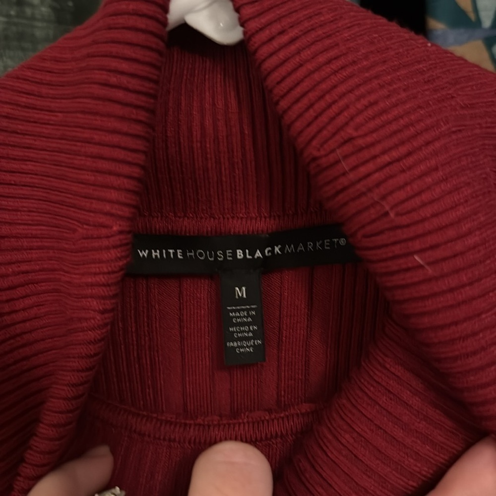 White House Black Market Red Turtleneck Sweater Size Medium EUC Ribbed - Picture 5 of 5